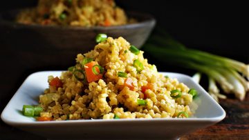 گل کلم،فلفل دلمه ای،سبزی ریحان،سینه مرغ،پیاز داغ،لیمو ترش،نمک،فلفل